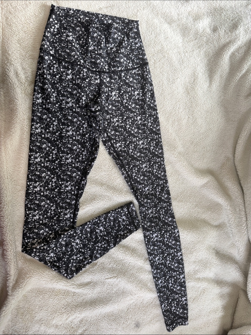 Black and White Speckled Lulu lemon Leggings